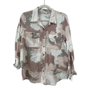 Mystree Camo Button Front Long Sleeve Shirt Size Small Pink Cotton Lightweight